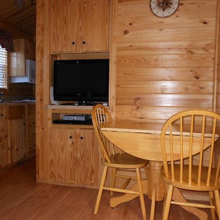 Oakzanita Springs Camping Resort Cabin 1 Descanso 외부 사진